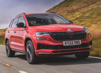 Review: Skoda Karoq 2023 – Striking a Balance Between Simplicity and Completeness