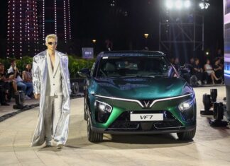 VF 7 Launch Event: Impressive in a Stylish and Tech-Savvy Space