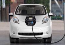 Charging an Electric Car Battery for Longevity and Durability