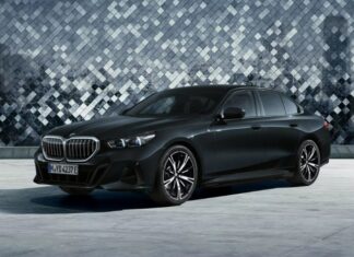 Introducing the First Edition variant of BMW 5-Series: Feature-packed, priced at approximately 1.5 billion VND
