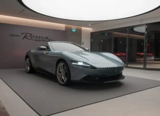 Ferrari Roma Spider 2024 Touches Down in Southeast Asia, Priced at Approximately 30 Billion VND
