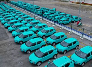 VinFast Electric Taxi Enters Lao Market as an International Ride-Hailing Company