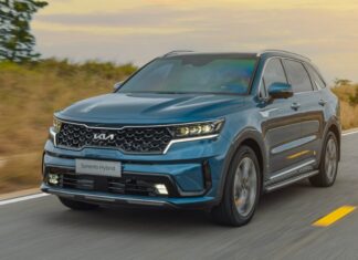 Why Most Users Prefer Hybrid Cars Over Electric Cars