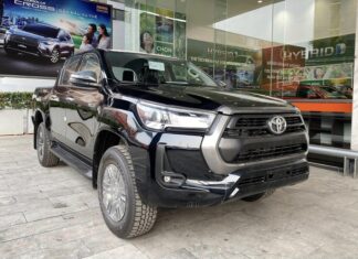 Toyota Hilux: Latest Prices and Promotions for Toyota Hilux 2024 in Vietnam