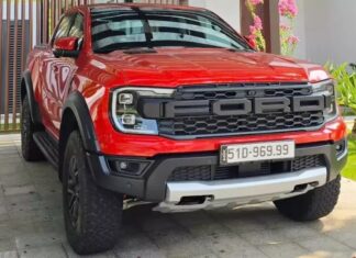 The Ultimate Ford Ranger Raptor 2023: A Near-Perfect, Barely-Driven Gem Seeking a New Owner for a Cool Billion