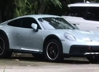 4th Porsche 911 Dakar unit arrives in Vietnam, fueling speculations about its owner
