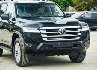 The All-New Toyota Land Cruiser 300: Unveiling an Unparalleled Driving Experience in Vietnam, Now with an Enhanced Transmission