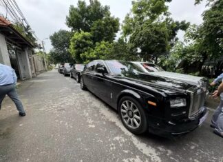 The Ultimate Wedding: A Grand Affair with a Fleet of Luxurious Rolls-Royce and Exotic Cars for the Ultimate Celebration