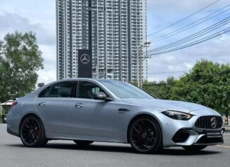 The Most Expensive and Powerful Mercedes-Benz C-Class Arrives in Vietnam