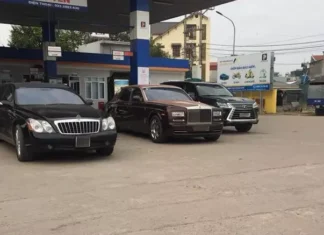 Reviewing the Extravagant Fleet of Supercars Once Owned by Mr. Trinh Van Quyet: The Auctioning of Two Rolls-Royce Vehicles by the Bank