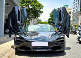 The Ultimate Supercar: A Rare McLaren 720S Spider in Onyx Black