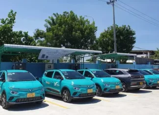 Is There a Free Charging Option for the VinFast Electric Taxi?