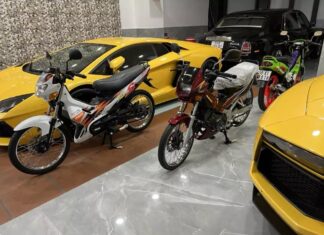 The Dynamic Duo: Lamborghini Aventador Twins in Ho Chi Minh City