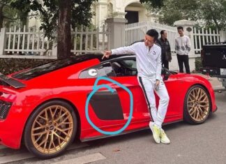 “The Eye-Catching Audi R8 V10 Plus: A Unique Twist on a Supercar Icon”