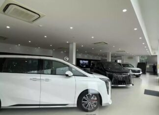 “The Dynamic Duo: GAC M8 and GS8 Arrive at Dealerships Ahead of Their Vietnam Launch”