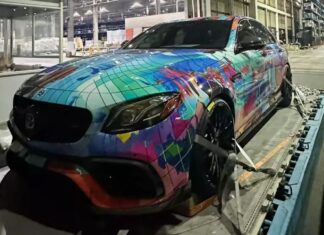 The Ultimate Automotive Extravaganza: Unveiling the First Supercars of Gumball 3000 Touching Down at Tan Son Nhat International Airport, Featuring a One-of-a-Kind Rolls-Royce Pickup Truck