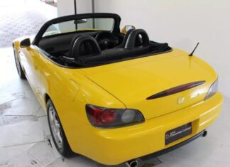 This JDM Honda S2000 is Priced at $115,000, With Only 746 Miles on the Clock After 25 Years, a True “Qua” Vu Replica.