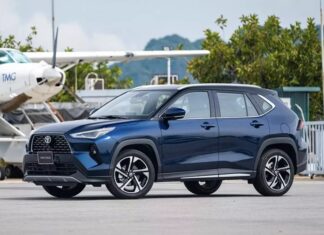 The Ultimate Driving Machine: Toyota Yaris Cross Offers a Sizzling Deal, Turning up the Heat on the Mitsubishi Xforce