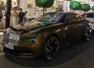 The Ultimate Rolls-Royce Spectre: A Showcase of Bespoke Luxury and Performance