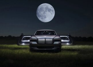 Moon-Inspired Motoring: Rolls-Royce Unveils the Electric Spectre Lunaflair