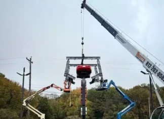 The Ultimate Signage: Revamping the Dodge Viper After 28 Years