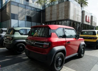 The Electric Mini: A Slick Ride, but a Costly Gamble?