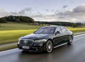 The Future of Luxury: Mercedes Unveils the Vision for its Iconic S-Class