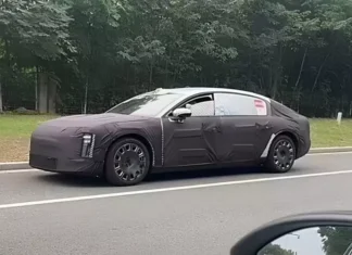 Unveiling the Maxtro S800: An Electric Vehicle Collaboration Between a Renowned Phone Manufacturer and Truck Company in Vietnam