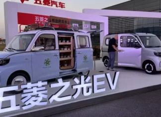 The Wuling Zhiguang EV: A Kei Car with a Top Speed Comparable to Motorcycles, Expected to be Priced at VND 165 Million.