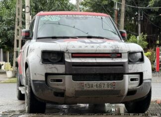 The Ultimate Adventure: Land Rover Defender 75th Limited Edition’s Epic Journey Across Laos, Thailand, and Vietnam
