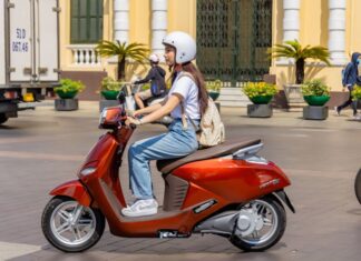 Unlock Your VinFast Scooter With Your Smartphone: No More Keys, No More Worries