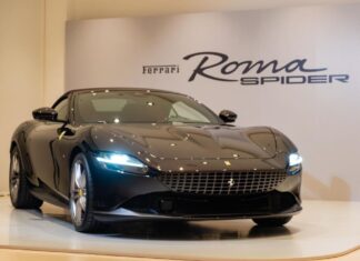 The Ferrari Roma Spider: A Stunning Supercar Now in the Hands of a Hanoi Entrepreneur