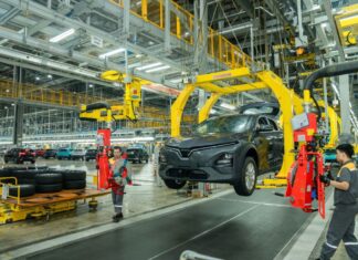 “Vietnamese Support Businesses Grow 12-fold by Joining VinFast’s Supply Chain.”