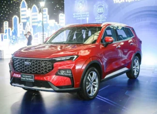 Rescuing the C-Segment SUV: Unveiling the Power of Persuasive Writing with Massive Discounts