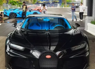 The Ultimate Unveiling: A Glimpse at the Exclusive Bugatti Chiron Super Sport, One of Only 60 in Existence, Fit for a Prince.