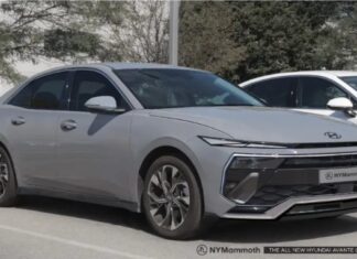 The Hyundai Elantra: A Bold New Look with Cutting-Edge Features