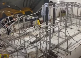 The Ultimate DIY Project: Vietnamese YouTubers Craft a Koenigsegg Jesko with a Toyota Twist