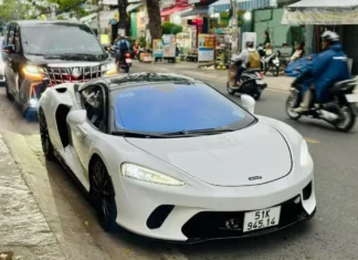 “McLaren GT Super Car Finds a New Owner After Just 2 Weeks on the Market”