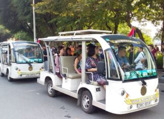 The Heart of Hanoi: A New Vision for Sustainable Tourism
A city’s heartbeat lies in its ability to evolve and embrace change. Hanoi pauses the operation of four-wheeled electric cars carrying tourists from Hoan Kiem to the Imperial Citadel of Thang Long, marking a pivotal moment in its journey towards a greener and more innovative future.
