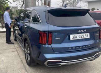 A Hefty Fine of Over 50 Million Dong for Displaying Fake License Plates: A Warning to All Motorists.