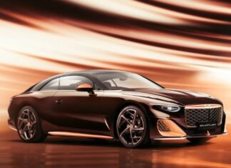 Admire the Bentley Batur “Black Rose” with its Stunning 18K Rose Gold Accents