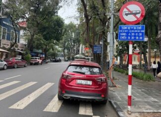 The Historic Quarter Trial: Banning Vehicles Over 16-Seaters During Peak Hours