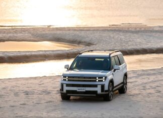 “Hyundai Offers Massive Discounts of Up to 75 Million VND for Car Buyers in April”