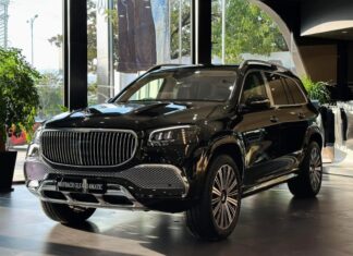 The Ultimate Luxury SUV: Mercedes-Maybach GLS 480 Offered with an Astonishing Discount of Nearly 880 Million VND.
