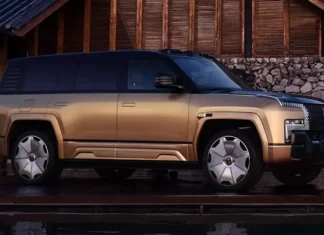 Unveiling the Yangwang U8L – BYD’s Luxury Electric SUV with a 7-Seat Interior