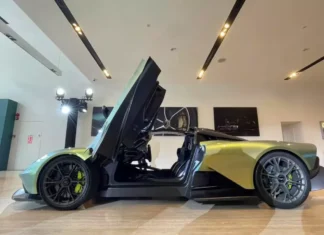 “The Aston Martin Valhalla Fiasco: Customer’s Deposit Refunded as Production Plans Falter”