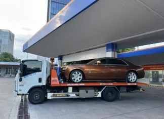 The Ultimate Luxury: A Rare-Colored Rolls-Royce Ghost Appears, Priced at Over $250,000