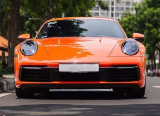 The Ultimate Porsche 911: A Rare Find with a Unique Paint Job Priced at 7.8 Billion VND