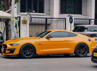 The Ford Mustang 5.0 with a Stunning Shelby GT500 Body Kit
