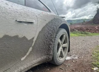 This is the Porsche 911 Dakar’s Fate: A Grueling 100km Off-Road Adventure in Laos.